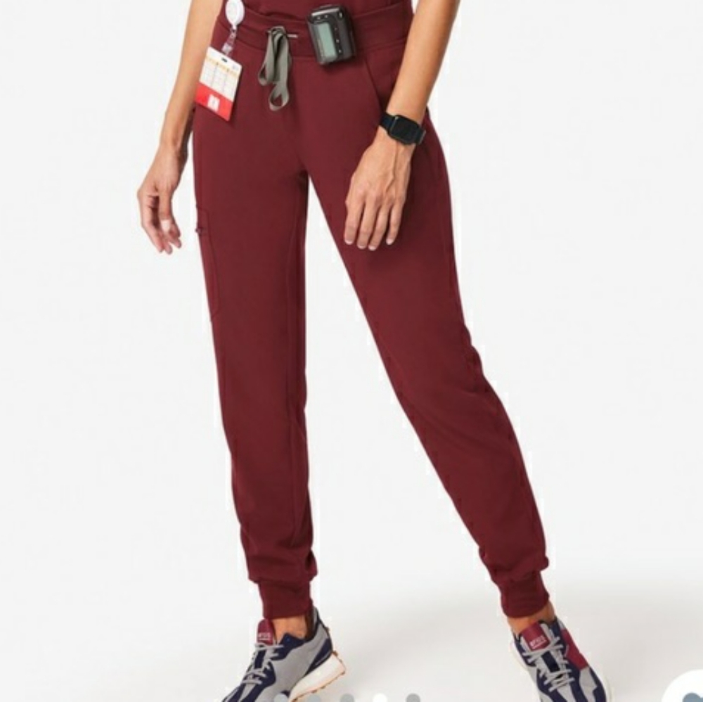 Figs burgundy zamora joggers L/P